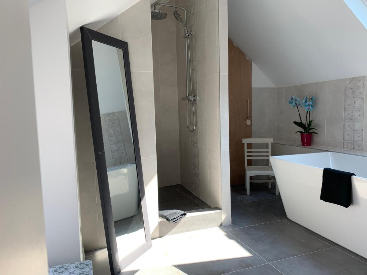 Bed and Breakfast Le Moulin Bleu Saint Cyr-sous-Dourdan Exterior foto