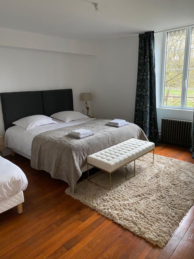 Bed and Breakfast Le Moulin Bleu Saint Cyr-sous-Dourdan Exterior foto