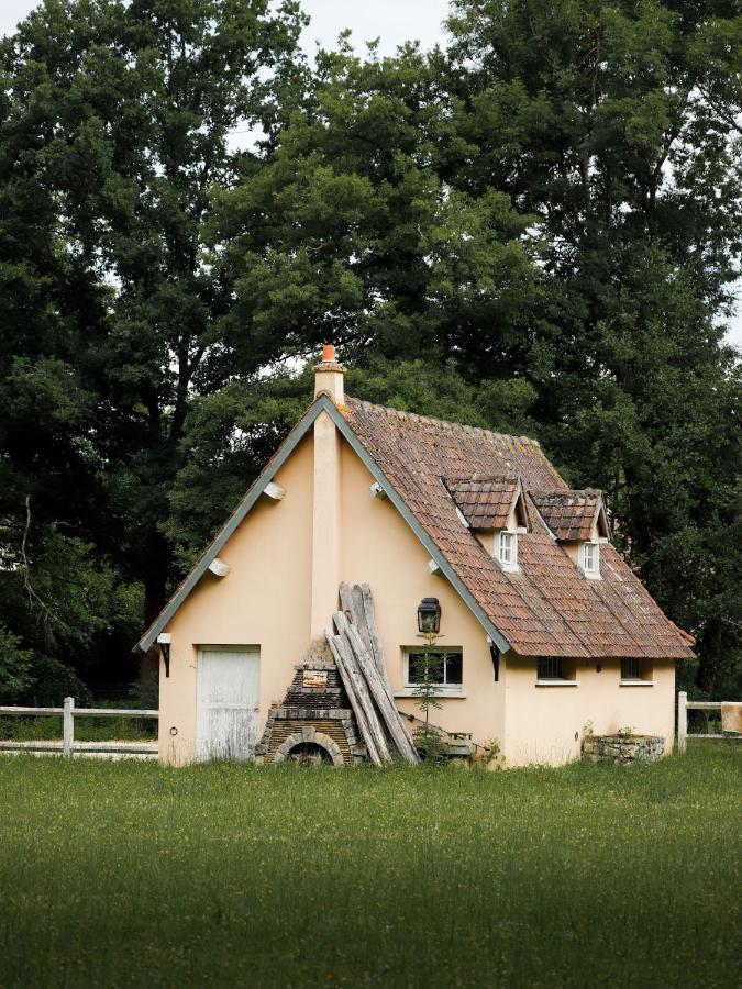 Bed and Breakfast Le Moulin Bleu Saint Cyr-sous-Dourdan Exterior foto